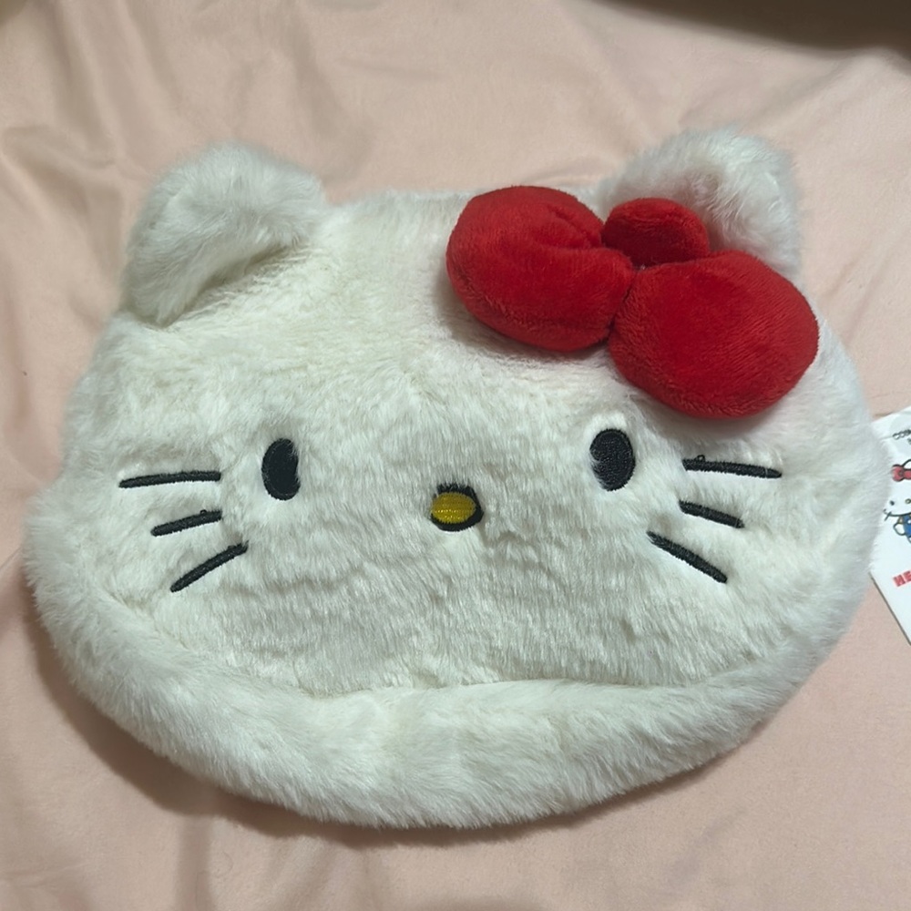 Hello Kitty White and Red Makeup Organizer